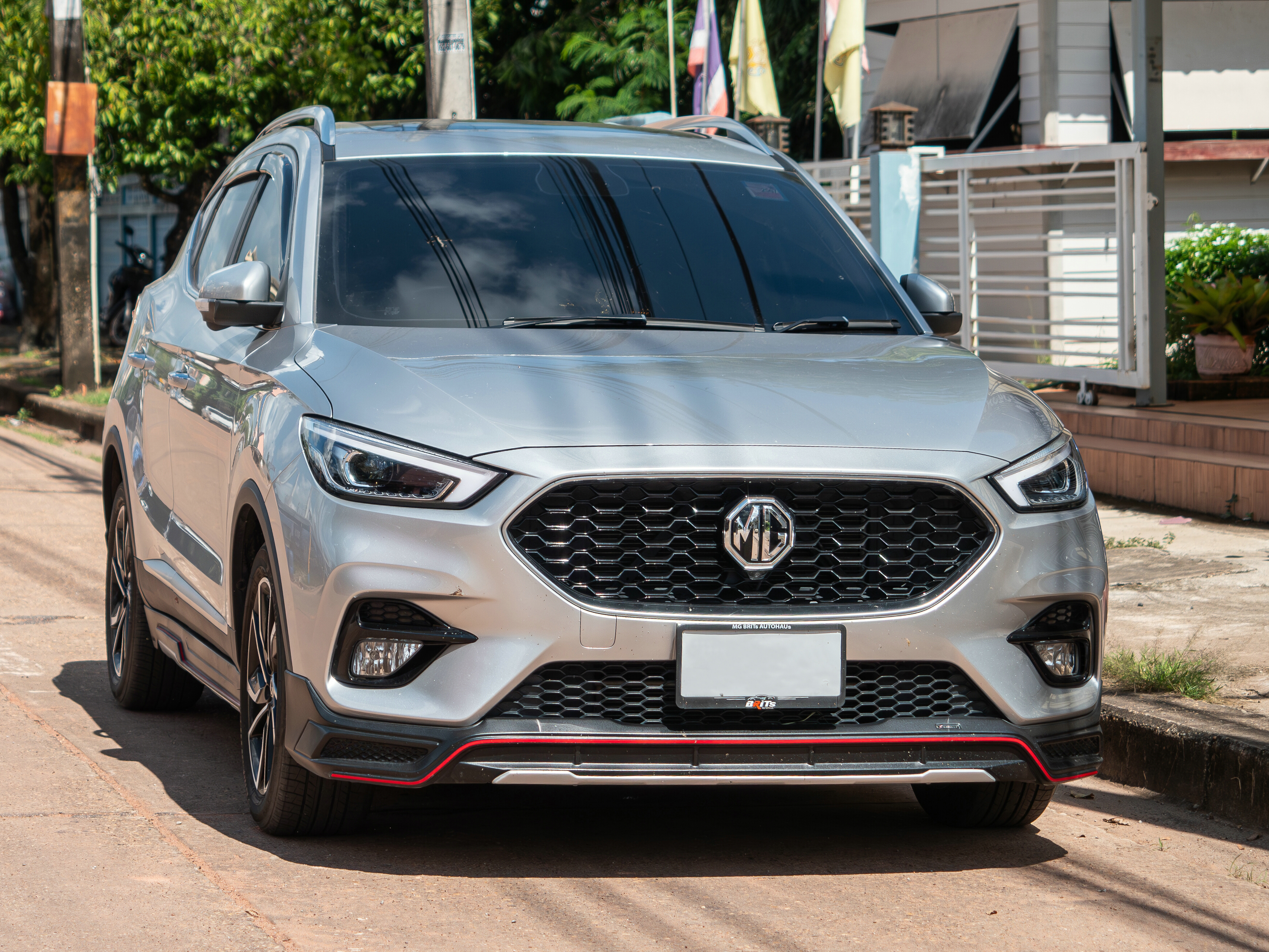 MG ZS